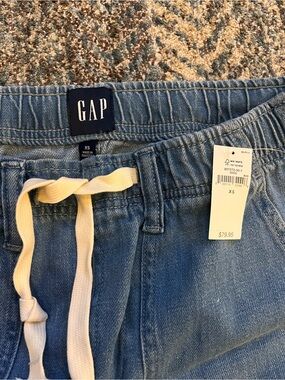 GAP Denim Jogger Shorts with Cream Drawstring